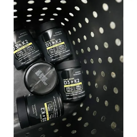 Vitamin D3 + K2 SPORTS RESEARCH SR mẫu mới Veggie Softgels