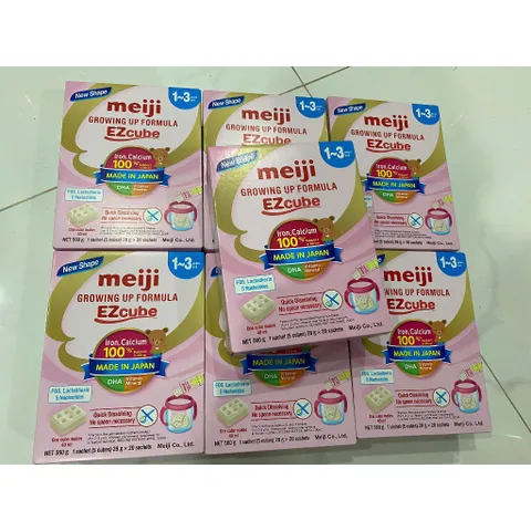 Sữa Công Thức Meiji Ezcube Nhập Khẩu Nhật Phát Triển Trí Não Cho Bé 0-3 Tuổi