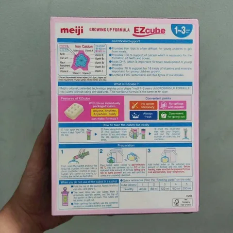 Sữa Công Thức Meiji Ezcube Nhập Khẩu Nhật Phát Triển Trí Não Cho Bé 0-3 Tuổi