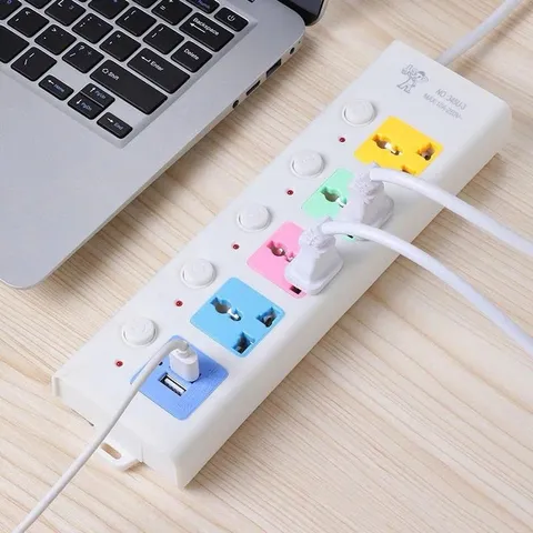 Ổ Điện Đa Năng Thông Minh Chống Giật Dài 5m Có Lỗ Cắm USB Sạc Điện Thoại