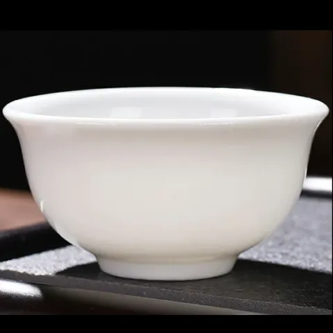 Bộ 2 chén đĩa men sứ trắng cao cấp Vinamilk loại 10 cm - Hàng khuyến mãi - Mã số 1008 803542