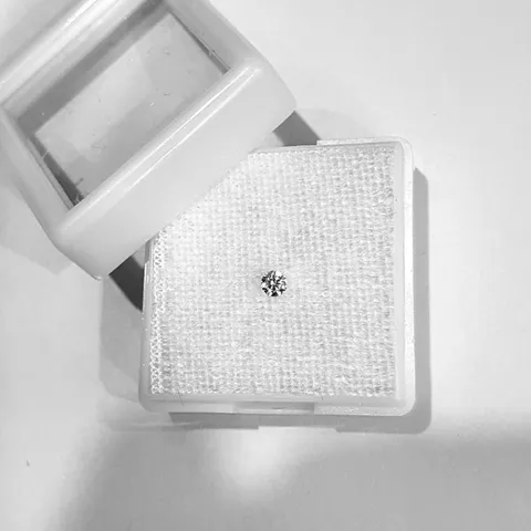 1 Viên Đá Tấm Moissanite Chân Nhọn  làm trang sức- nhiều size