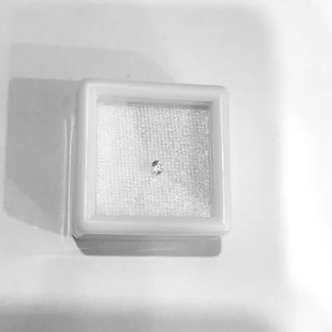 1 Viên Đá Tấm Moissanite Chân Nhọn  làm trang sức- nhiều size