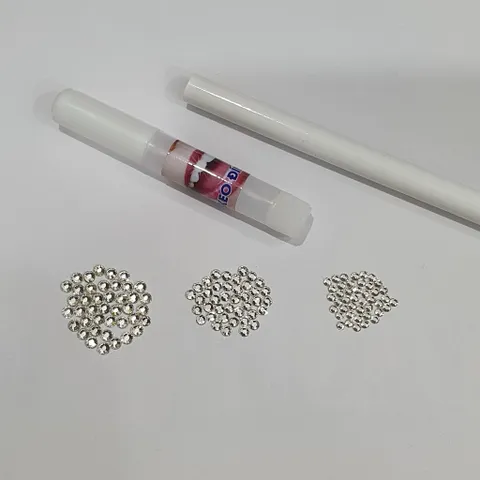 Sỉ 3 Set 30 Viên Đá Đính- loại Chân Bằng, kèm dụng cụ tự đính đơn giản- đá đính trang trí