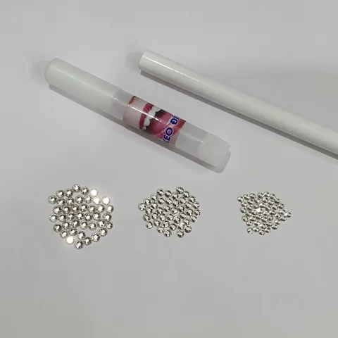 Sỉ 3 Set 30 Viên Đá Đính- loại Chân Bằng, kèm dụng cụ tự đính đơn giản- đá đính trang trí