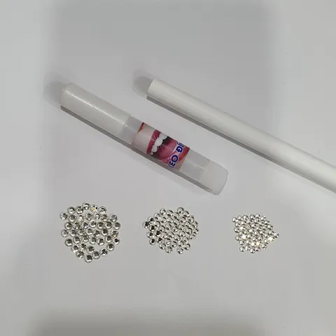 [freeship ] combo 25 viên đá đính-loại chân bằng- size 2li. 2li5, 2li7  tặng kèm dụng cụ tự đính tại nhà- đá đính trang