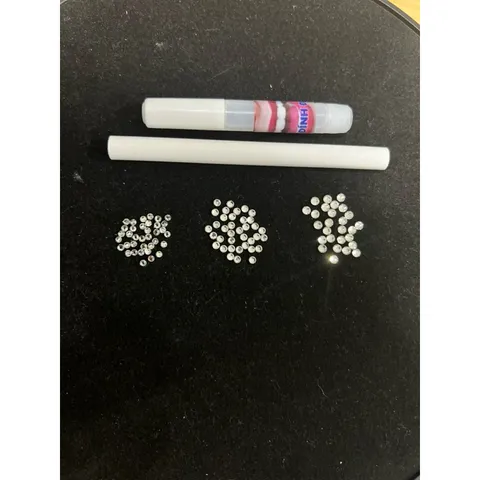 Combo 16 Viên Đá Đính-Loại Chân Bằng- size 2li. 2li5, 2li7  tặng kèm dụng cụ tự đính tại nhà- đá đính trang trí