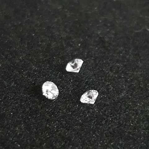 bộ 5 viên đá đính răng chân nhọn 2,25li /2,5li / 2,7li, -dán răng có lỗ khoan sẵn