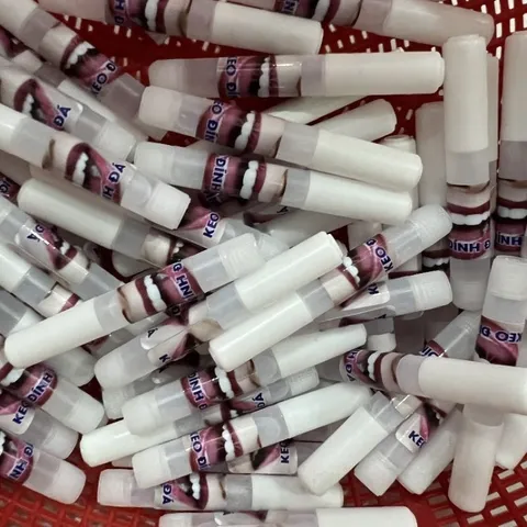 Lẻ 5 Chai Keo Đính Đá Nhỏ 2gr