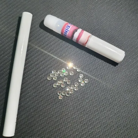 Combo 33 Viên Đá Đính-Loại Chân Bằng- size 2li. 2li5, 2li7  tặng kèm dụng cụ tự đính tại nhà- đá đính trang trí