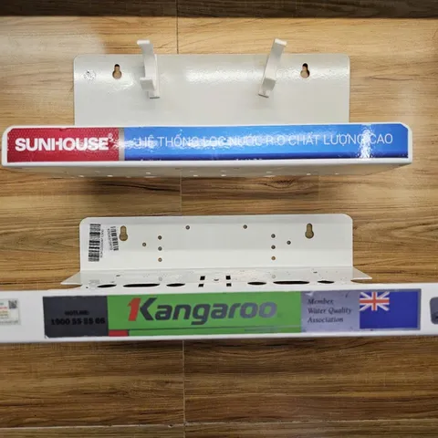 Giá treo cốc Ro máy lọc nước Sunhouse, giá đa năng máy lọc nước Ro.