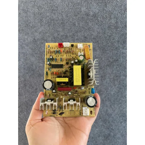 Boar mạch dùng chíp đơn lắp cho cây nước máy lọc nước nóng lạnh sừ dụng bầu lạnh sài chíp.