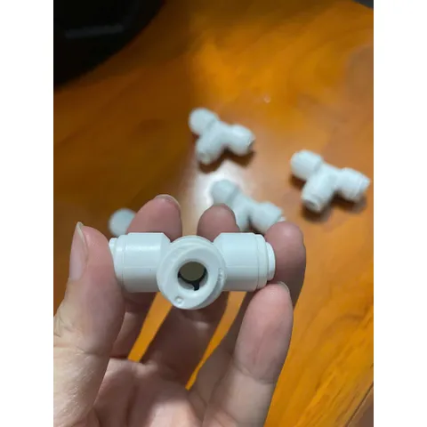 Cút T chia nước 3 đầu cắm nhanh phi 6 và 10 dùng cho tất cả máy lọc nước