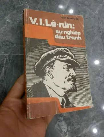 V.I.Lenin - Sự nghiệp đấu tranh (sách cũ)