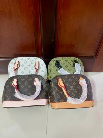 (ẢNH THẬT) - Túi xách Nữ Cầm Tay Dáng Hến Chất Da Dày Dặn In Họa Tiết Siêu Cưng Size 20 KÈM DÂY ĐEO CHÉO
