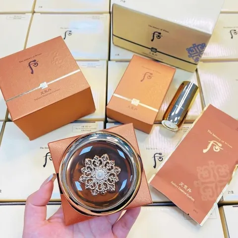 SET PHẤN NƯỚC WHOO HOA HIÊN TÁI SINH DA