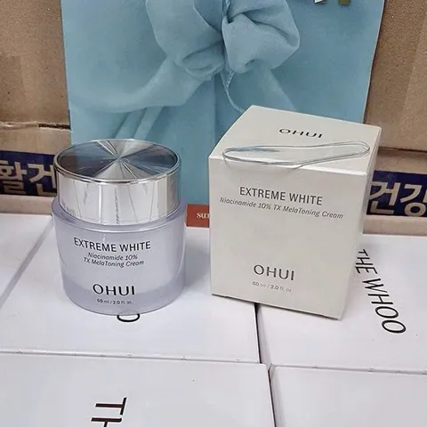 [Chính hãng] Kem dưỡng trắng da Ohui extreme white 60ml Hàn Quốc