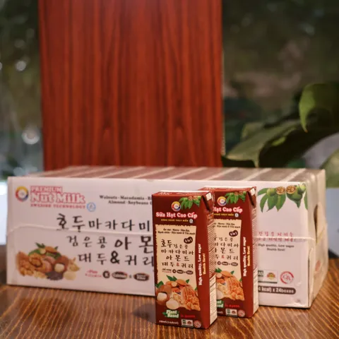 Sữa Hạt VJK Cao Cấp Óc chó – Macca – Đậu Đen – Hạnh Nhân – Đậu Nành & Yến Mạch. (Thùng 190ml x 24 hộp )