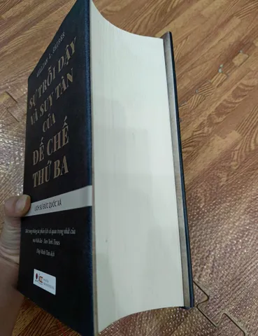 Sự trỗi dậy và suy tàn của Đế chế thứ 3 - Lịch sử ĐQX (sách đã qua sử dụng)