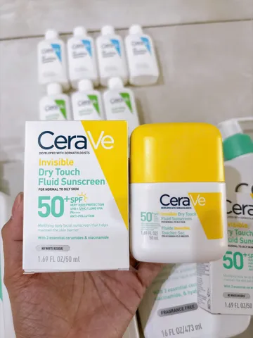 Sữa Chống Nắng Cerave Invisible Dry Touch Fluid Sunscreen SPF50+ PA++++ Giảm Dầu Mỏng Nhẹ Khô Thoáng 50ml