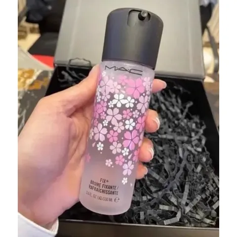 Xịt Khoá Lớp Trang Điểm MAC Prep + Prime Fix + Brume Fixante 100ml 807915