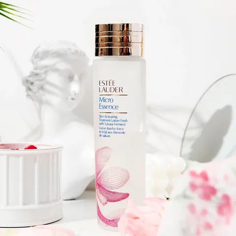 Nước thần Micro Essence Skin Activating Treatment Lotion Fresh with Sakura 200ml 808158