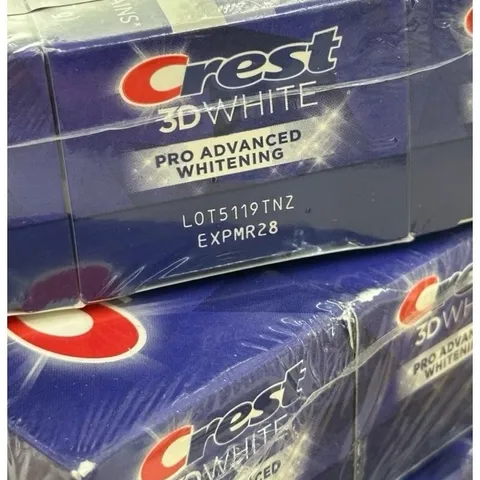( MẪU MỚI 147GR )  KEM ĐÁNH RĂNG CREST 3D WHITE ADVANCED TRIPLE WHITENING   NỘI ĐỊA MỸ 808468