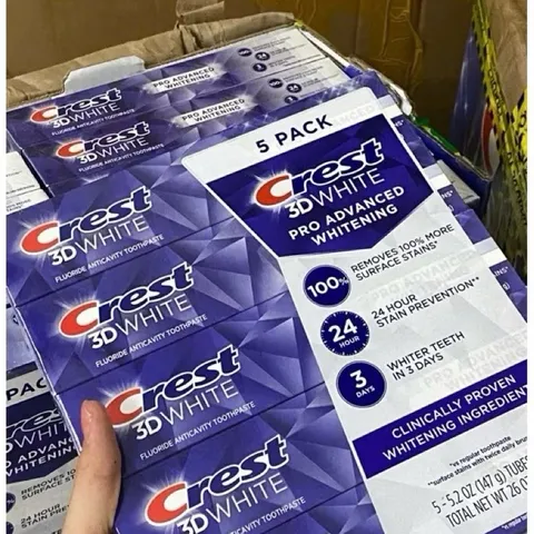 ( MẪU MỚI 147GR )  KEM ĐÁNH RĂNG CREST 3D WHITE ADVANCED TRIPLE WHITENING   NỘI ĐỊA MỸ 808468