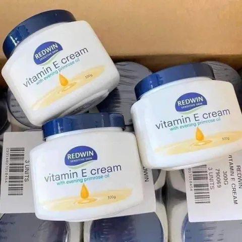 Kem dưỡng ẩm Redwin Vitamin E Cream 300g 808606