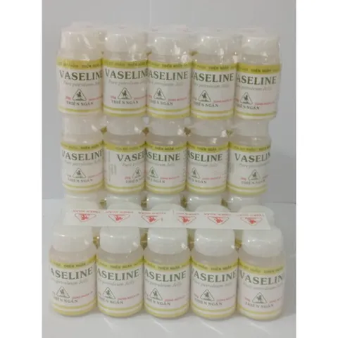 Vaseline Thiên Ngân (Lọ 20g) Dưỡng mềm môi, làm lành vết thương, giảm nứt nẻ…