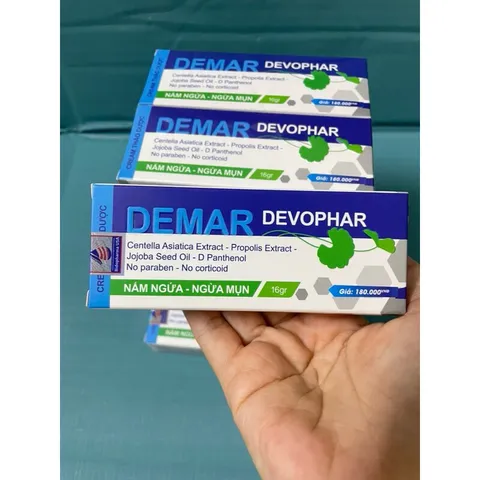 Kem bôi da thảo dược DEMAR DEVOPHAR (Tuýp 16g) Giúp dưỡng ẩm, làm mềm da, làm dịu mát da khi bị rôm sảy, mẫn ngứa, mụn.