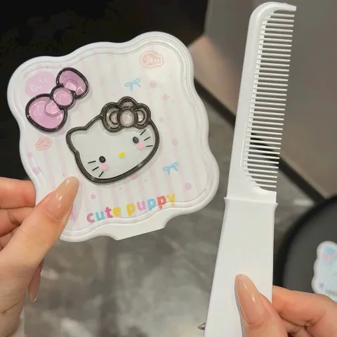Gương mini kèm lược gấp Hello Kitty 2 trong 1