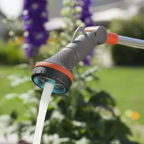 Vòi tưới cây cần dài 2 chức năng Gardena 18335-20