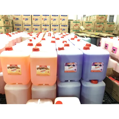 Nước rửa chén bát  đậm đặc an toàn Mr Fresh 20L Nhiều hương ( Giao 2 can 10L)