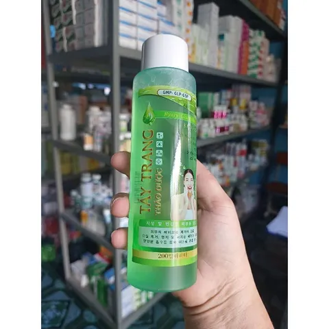 NƯỚC TẨY TRANG THẢO DƯỢC Hyory Glutathione KOREAN (Chai 200ml) Dưỡng ẩm da, giúp da mềm mại, mịn màng, da sáng tự nhiên.