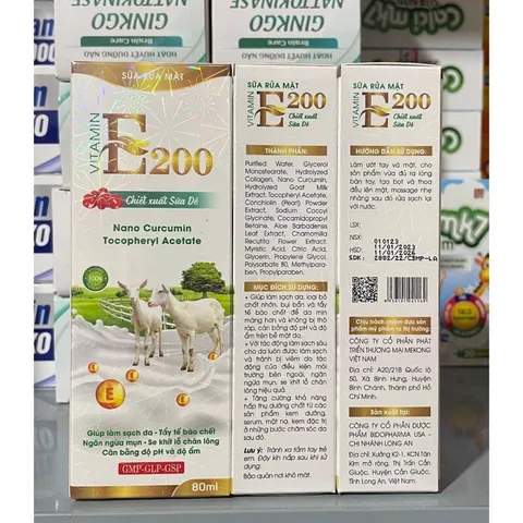Sữa Rửa Mặt VITAMIN E200 Chiết xuất Sữa Dê (Tuýp 80ml) Làm sạch da, loại bỏ chất nhờn, bụi bẩn và tẩy tế bào chết.