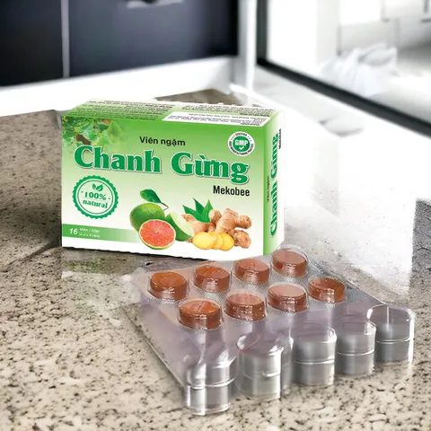 Viên ngậm ho Chanh Gừng Mekobee (Hộp 16 viên) Hỗ trợ giúp bổ phế, giảm ho, long đờm, giúp làm ấm đường hồ hấp. 812322