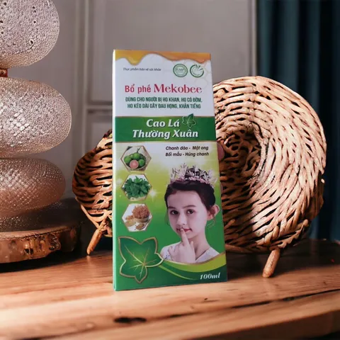 Siro bổ phế Mekobee Cao Lá Thường Xuân (Chai 100ml) Giúp bổ phế, giảm ho, làm ấm hô hấp, giảm ngứa rát họng, đau họng.