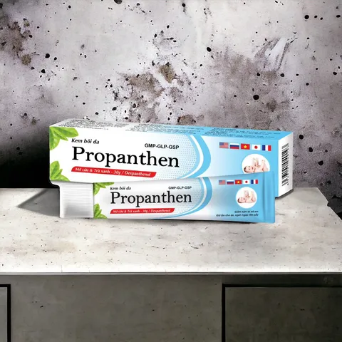 Kem chống hăm tã trẻ em Propanthen (Tuýp 30g) Giảm hăm tã trẻ em, Giúp giữ ẩm cho da ngăn ngừa rôm sảy.