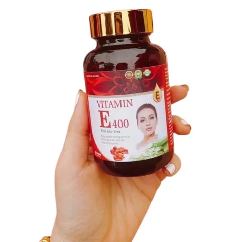 Viên uống đẹp da Vitamin E 400 With Aloe Vera (Chai 30 viên) Dưỡng ẩm, làm sáng mịn da, cải thiện da khô ráp, sạm nám