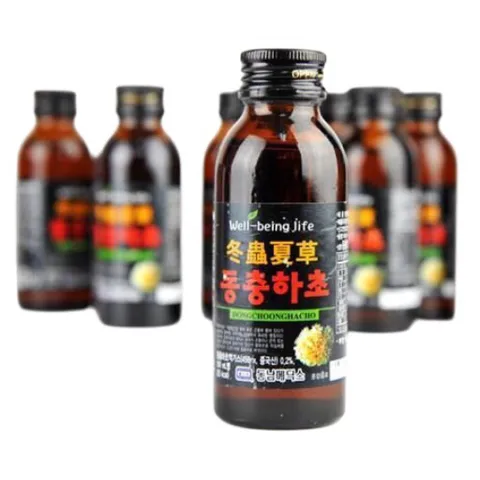 Nước uống Đông Trùng Hạ Thảo Well-being life (Hộp 10 Chai x 100ml) giúp bồi bổ sức khỏe và tăng cường đề kháng.