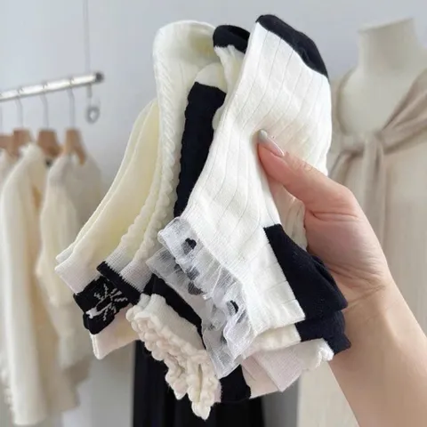 Combo 5 Đôi Tất Nữ Cổ Ngắn Phong Cách Hàn Quốc Ulzzang, Set Vớ Nữ Tiểu Thư Thêu Nơ, Viền Ren, Họa Tiết Thừng Xinh Xắn