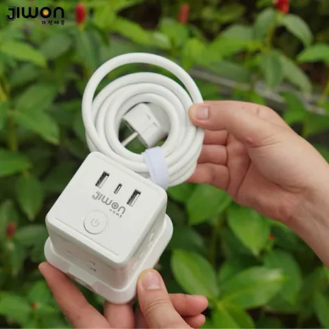 Ổ Cắm Điện Đa Năng JIWON - Tích Hợp Cổng USB và Type C, Tự Ngắt An Toàn, 4 Ổ, Chiều Dài 2.4m 813408