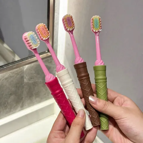 Sét 4 Bàn Chải Đánh Răng Ice Cream Lông Tơ Siêu Mềm Mịn - Bộ Bàn Chải Đánh Răng Hàn Quốc Có Hộp Đựng Cao Cấp 813433