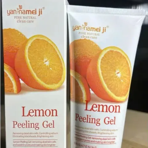 Gel Tẩy Da Chết Mặt Hoa Quả Làm Trắng Da – Yan Namei Ji Whitening Peeling Gel 320ml