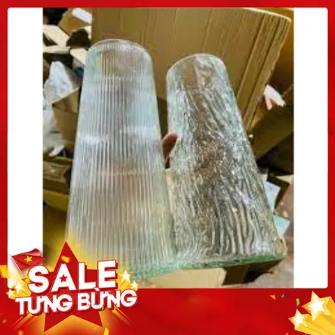 Lọ hoa thủy tinh viền vàng Bình hoa thủy tinh dáng trụ vát cao 21,5 cm decor trang trí 814017