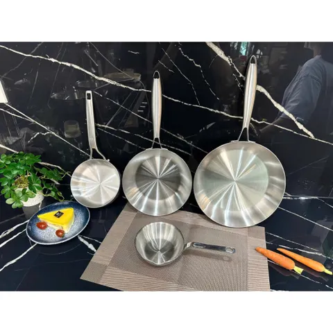 Chảo Chống Dính Tự Thân Seka Cạn Lòng SK630 - Chất Liệu Cao Cấp, Nấu Ăn Dễ Dàng 814029