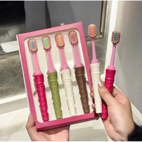 Sét 4 Bàn Chải Đánh Răng Ice Cream Lông Tơ Siêu Mềm Mịn - Bộ Bàn Chải Đánh Răng Hàn Quốc Có Hộp Đựng Cao Cấp 814296
