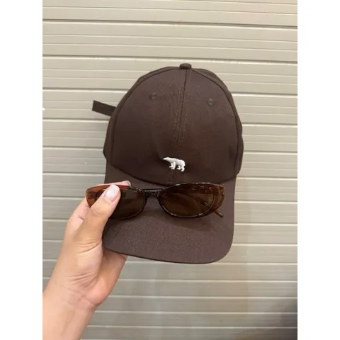 Combo Mũ Lưỡi Trai Thêu Gấu Trắng & Mắt Kính Nâu Vintage - Set Phụ Kiện Thời Trang Nam Nữ Phong Cách Hàn Quốc 814344