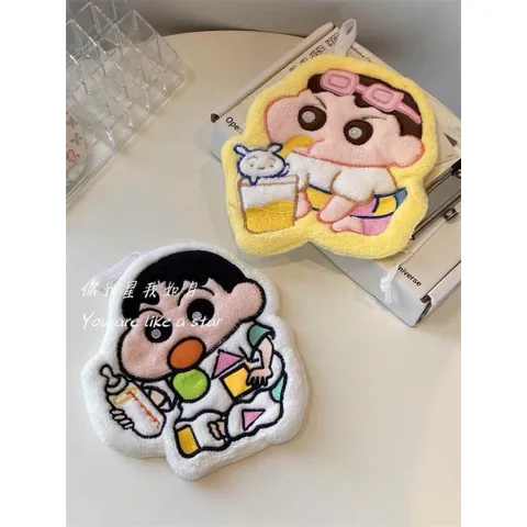 Combo 2 Khăn Lau Tay Nhà Bếp Hình Cu Shin Bút Chì Siêu Thấm Hút – Khăn Lau Đa Năng Sợi Bông San Hô Có Móc Treo Decor 814350
